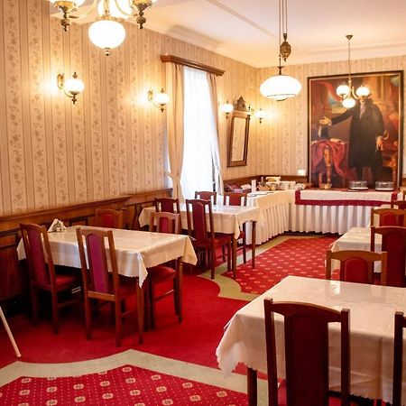 Готель Lafayette Оломоуц Екстер'єр фото